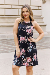 Robe sans manches en dentelle Heimish On A Journey